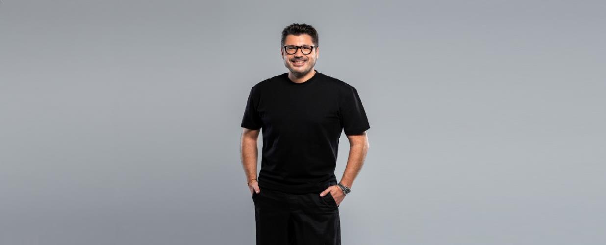 ΛΑΜΠΡΟΣ ΚΩΝΣΤΑΝΤΑΡΑΣ 1