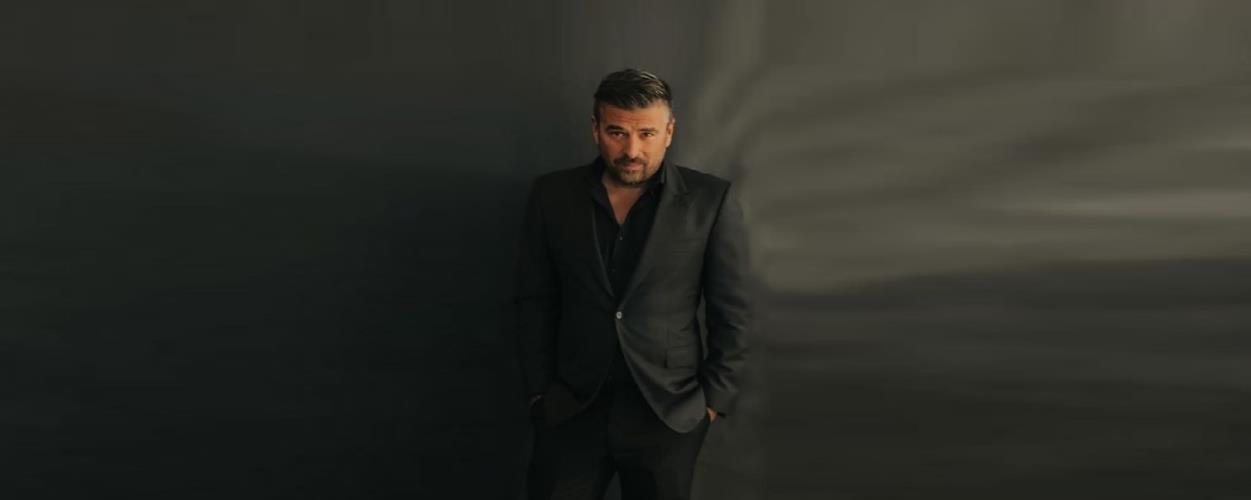 ΓΙΑΝΝΗΣ ΑΙΒΑΖΗΣ 1