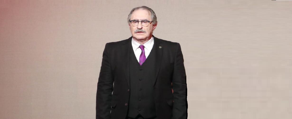 ΘΟΔΩΡΗΣ ΡΩΜΑΝΙΔΗΣ 1